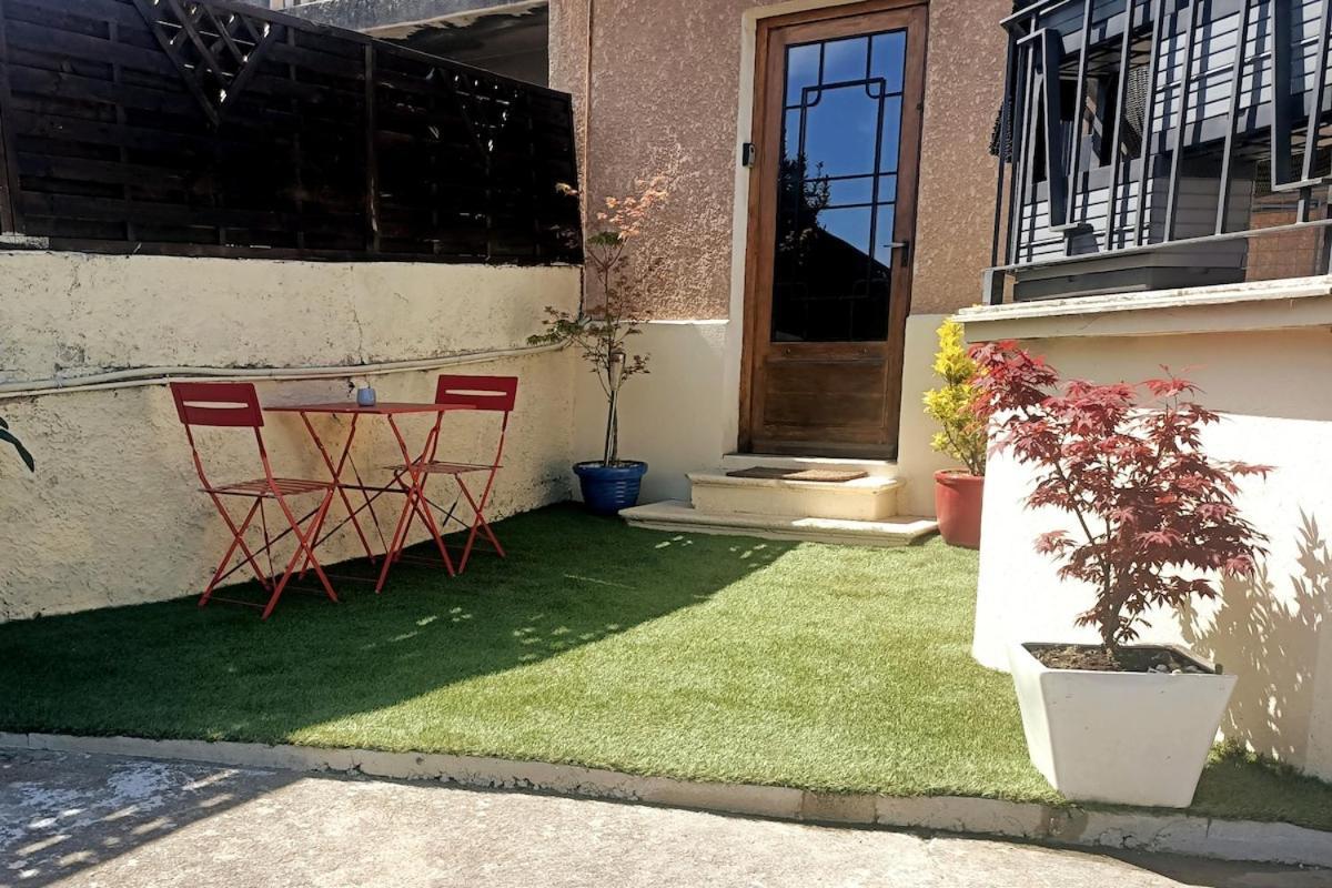 Le Petit Cocon - Parking Prive - Lyon Sud Apartment เวนิส์ซูซ์ ภายนอก รูปภาพ